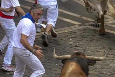 Fotos del sexto encierro de San Fermín 2026 en Pamplona