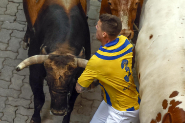 Fotos del sexto encierro de San Fermín 2026 en Pamplona