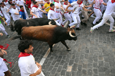 Fotos del sexto encierro de San Fermín 2026 en Pamplona