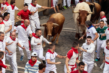 Fotos del sexto encierro de San Fermín 2026 en Pamplona