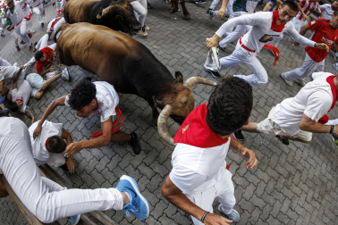 Fotos del sexto encierro de San Fermín 2026 en Pamplona