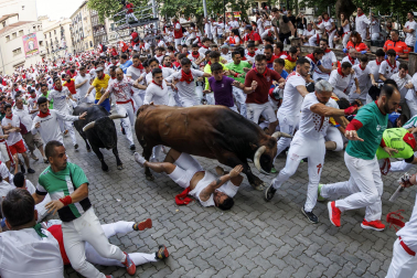 Fotos del sexto encierro de San Fermín 2026 en Pamplona