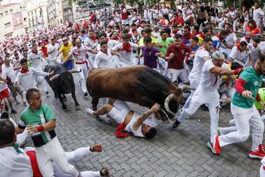 Fotos del sexto encierro de San Fermín 2026 en Pamplona