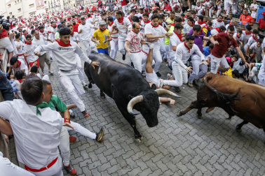 Fotos del sexto encierro de San Fermín 2026 en Pamplona