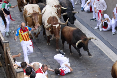 Fotos del sexto encierro de San Fermín 2026 en Pamplona