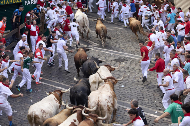 Fotos del sexto encierro de San Fermín 2026 en Pamplona