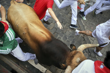 Fotos del sexto encierro de San Fermín 2026 en Pamplona