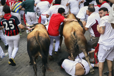 Fotos del sexto encierro de San Fermín 2026 en Pamplona