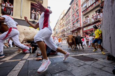 Fotos del sexto encierro de San Fermín 2026 en Pamplona