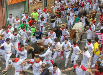 Fotos del sexto encierro de San Fermín 2026 en Pamplona