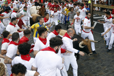 Fotos del sexto encierro de San Fermín 2026 en Pamplona