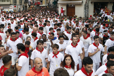 Fotos del sexto encierro de San Fermín 2026 en Pamplona