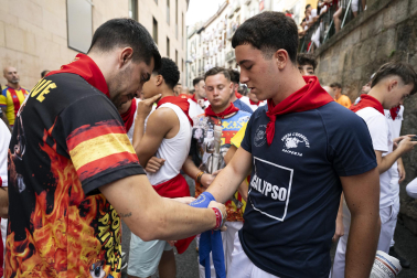 Fotos del sexto encierro de San Fermín 2026 en Pamplona