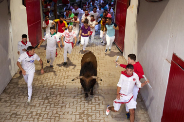 Fotos del sexto encierro de San Fermín 2026 en Pamplona