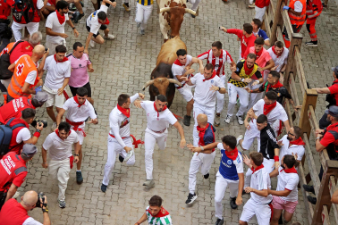 Fotos del sexto encierro de San Fermín 2026 en Pamplona