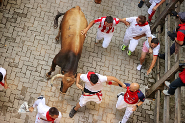 Fotos del sexto encierro de San Fermín 2026 en Pamplona
