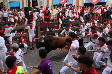 Fotos del sexto encierro de San Fermín 2026 en Pamplona