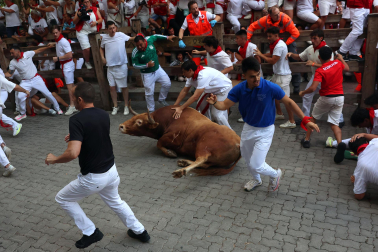 Fotos del sexto encierro de San Fermín 2026 en Pamplona