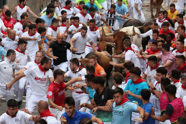 Fotos del sexto encierro de San Fermín 2026 en Pamplona