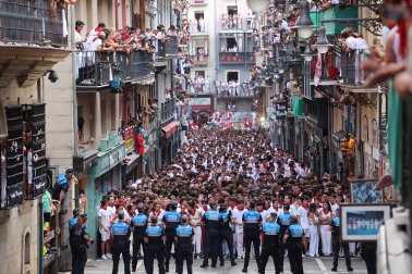 Fotos del sexto encierro de San Fermín 2026 en Pamplona