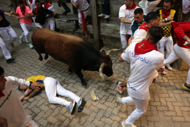 Fotos del sexto encierro de San Fermín 2026 en Pamplona