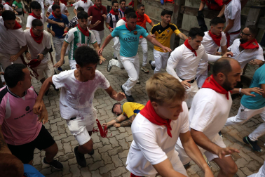 Fotos del sexto encierro de San Fermín 2026 en Pamplona