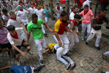 Fotos del sexto encierro de San Fermín 2026 en Pamplona