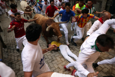 Fotos del sexto encierro de San Fermín 2026 en Pamplona