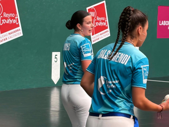 Fotos de la VIII edición del torneo San Fermín de pelota a mano femenina