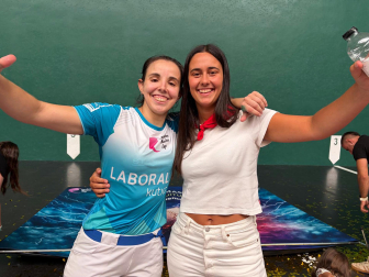 Fotos de la VIII edición del torneo San Fermín de pelota a mano femenina