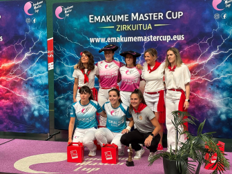 Fotos de la VIII edición del torneo San Fermín de pelota a mano femenina