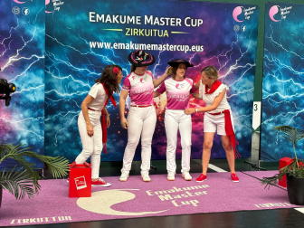 Fotos de la VIII edición del torneo San Fermín de pelota a mano femenina
