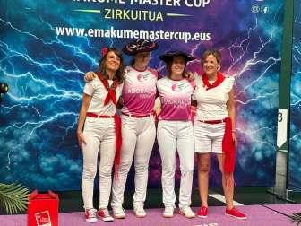 Fotos de la VIII edición del torneo San Fermín de pelota a mano femenina