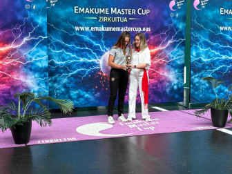 Fotos de la VIII edición del torneo San Fermín de pelota a mano femenina