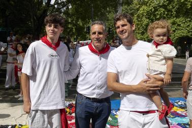 Fotos de la salida de la Comparsa de Gigantes y Cabezudos este 12 de julio de San Fermín 2026