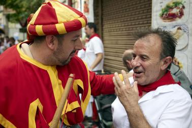 Fotos de la salida de la Comparsa de Gigantes y Cabezudos este 12 de julio de San Fermín 2026