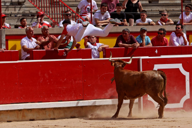 Concurso de anillas de San Fermín 2026 en la plaza de toros de Pamplona