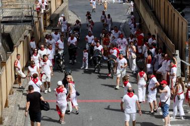 Fotos del encierro txiki del domingo 12 de julio