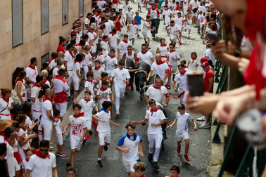 Fotos del encierro txiki del domingo 12 de julio