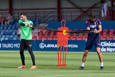 Fotos del entrenamiento de Osasuna en Tajonar de este lunes