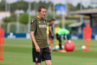 Fotos del entrenamiento de Osasuna en Tajonar de este lunes