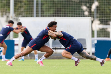 Fotos del entrenamiento de Osasuna en Tajonar de este lunes