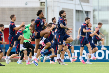 Fotos del entrenamiento de Osasuna en Tajonar de este lunes
