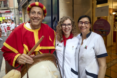 Foto de la salida de gigantes y cabezudos el 13 de julio de San Fermín 2026