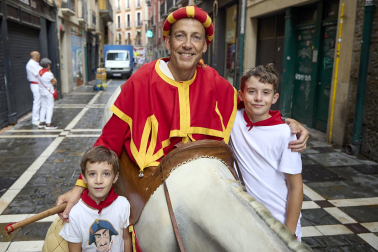 Foto de la salida de gigantes y cabezudos el 13 de julio de San Fermín 2026