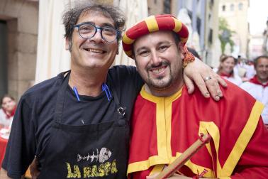 Foto de la salida de gigantes y cabezudos el 13 de julio de San Fermín 2026