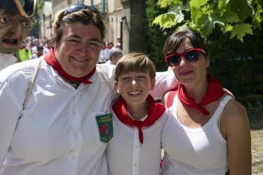 Foto de la salida de gigantes y cabezudos el 13 de julio de San Fermín 2026