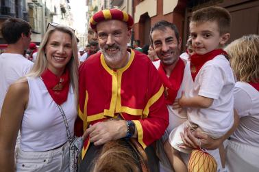Foto de la salida de gigantes y cabezudos el 13 de julio de San Fermín 2026