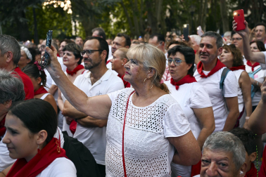 Concierto de la Orquesta Mondragón en la plaza de la Cruz
