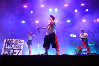 Fotos del concierto de Hofe en la Plaza del Castillo en San Fermín 2026